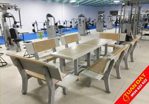 bàn ghế đá sân vườn
